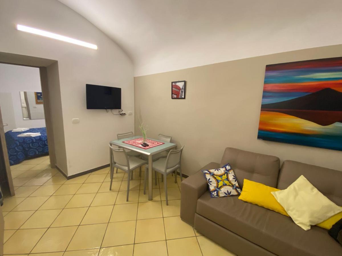 Kiki Suite Napoli Centro Exterior foto