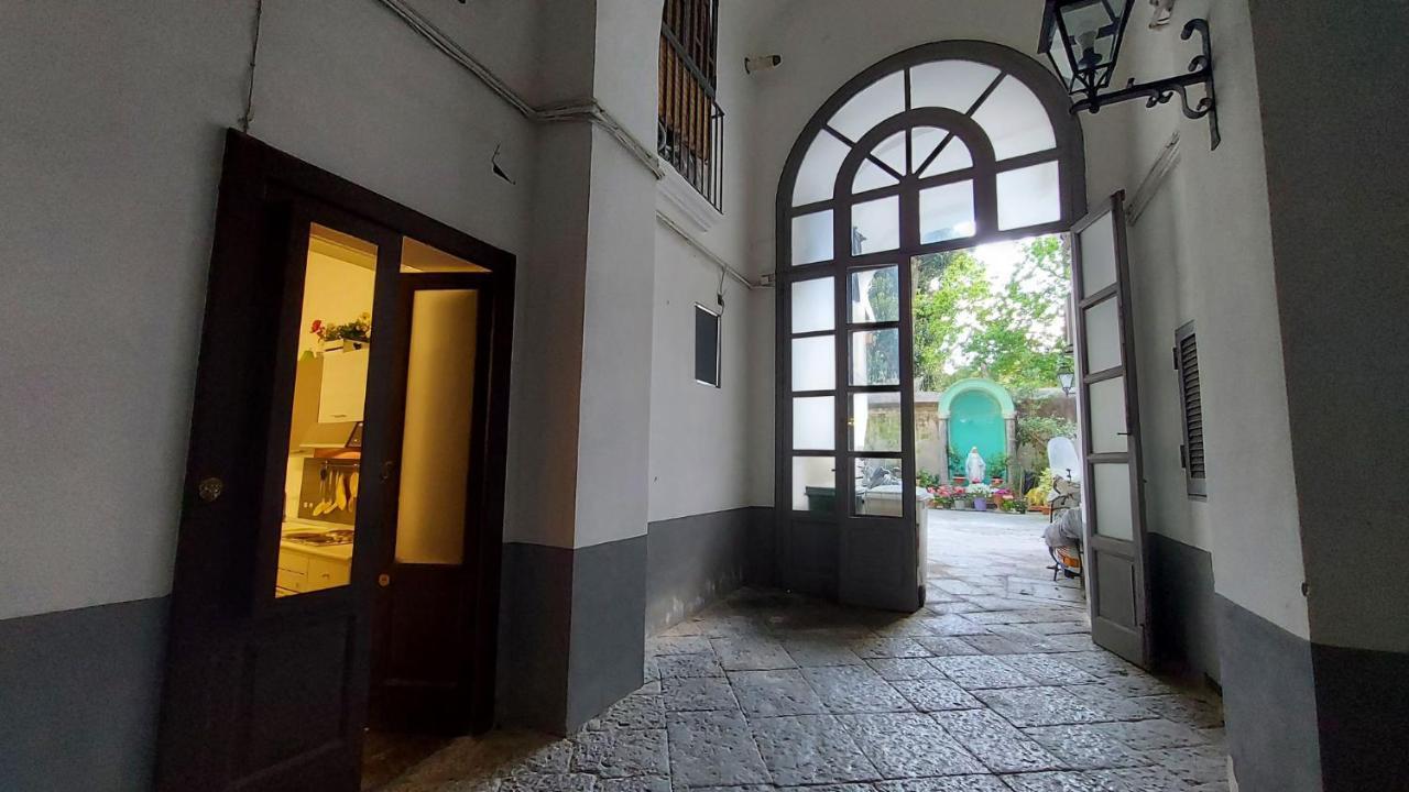 Kiki Suite Napoli Centro Exterior foto