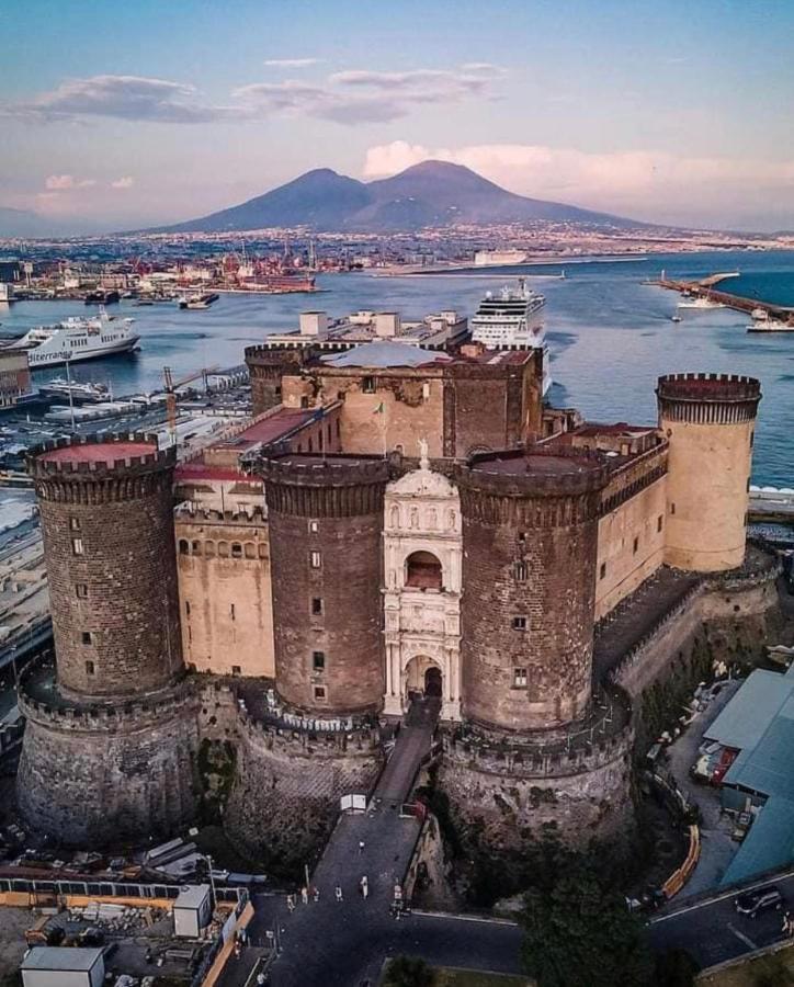 Kiki Suite Napoli Centro Exterior foto